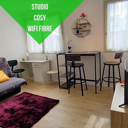 Le Zen -Studio Tout Equipe- Wifi Fibre- Centre Ville Avec Parking Tarbes Exterior foto